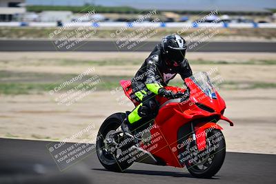 media/Apr-18-2025-TrackDaz (Fri) [[45f5874c44]]/B Group/Session 5 (Turns 5 and 6 - Inside)/